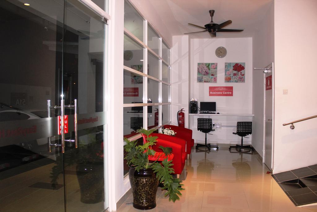 Easyrest Hotel Petaling Jaya Exterior foto
